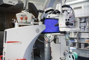 Proveo 8 Microscópio oftalmológico 