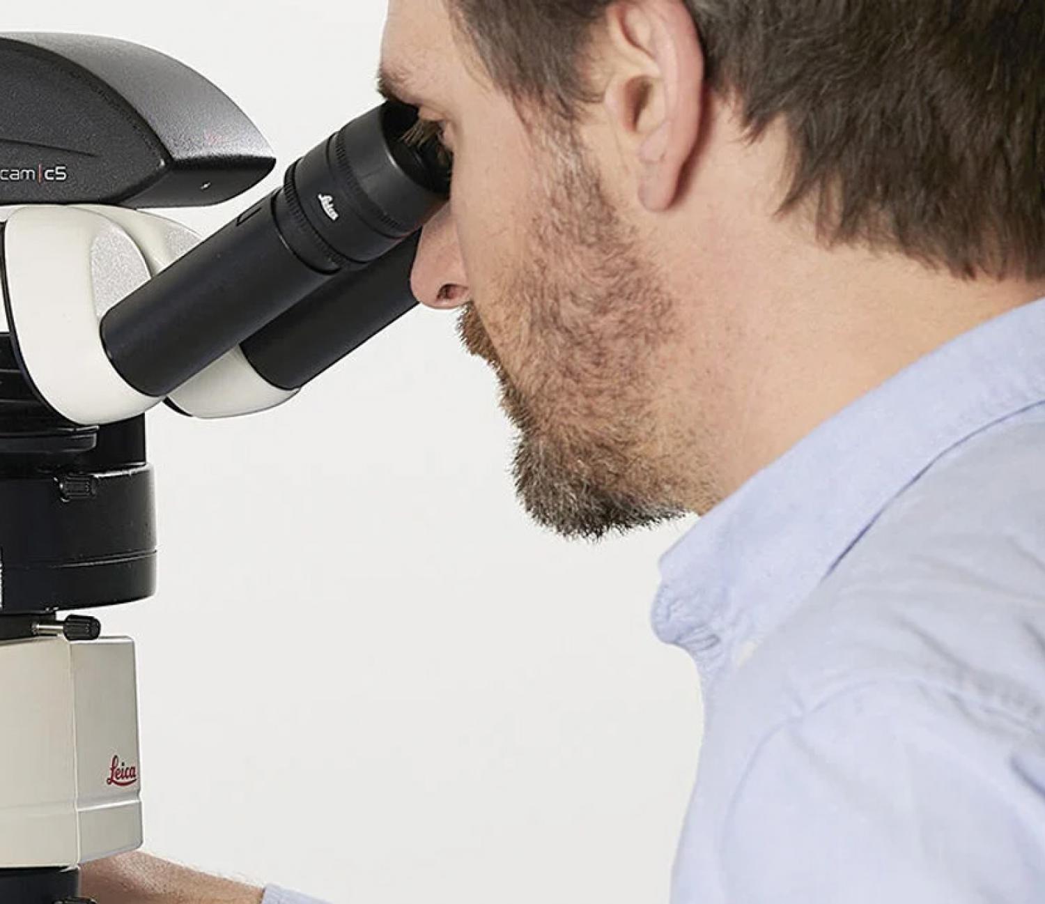 Manutenção Autorizada Leica